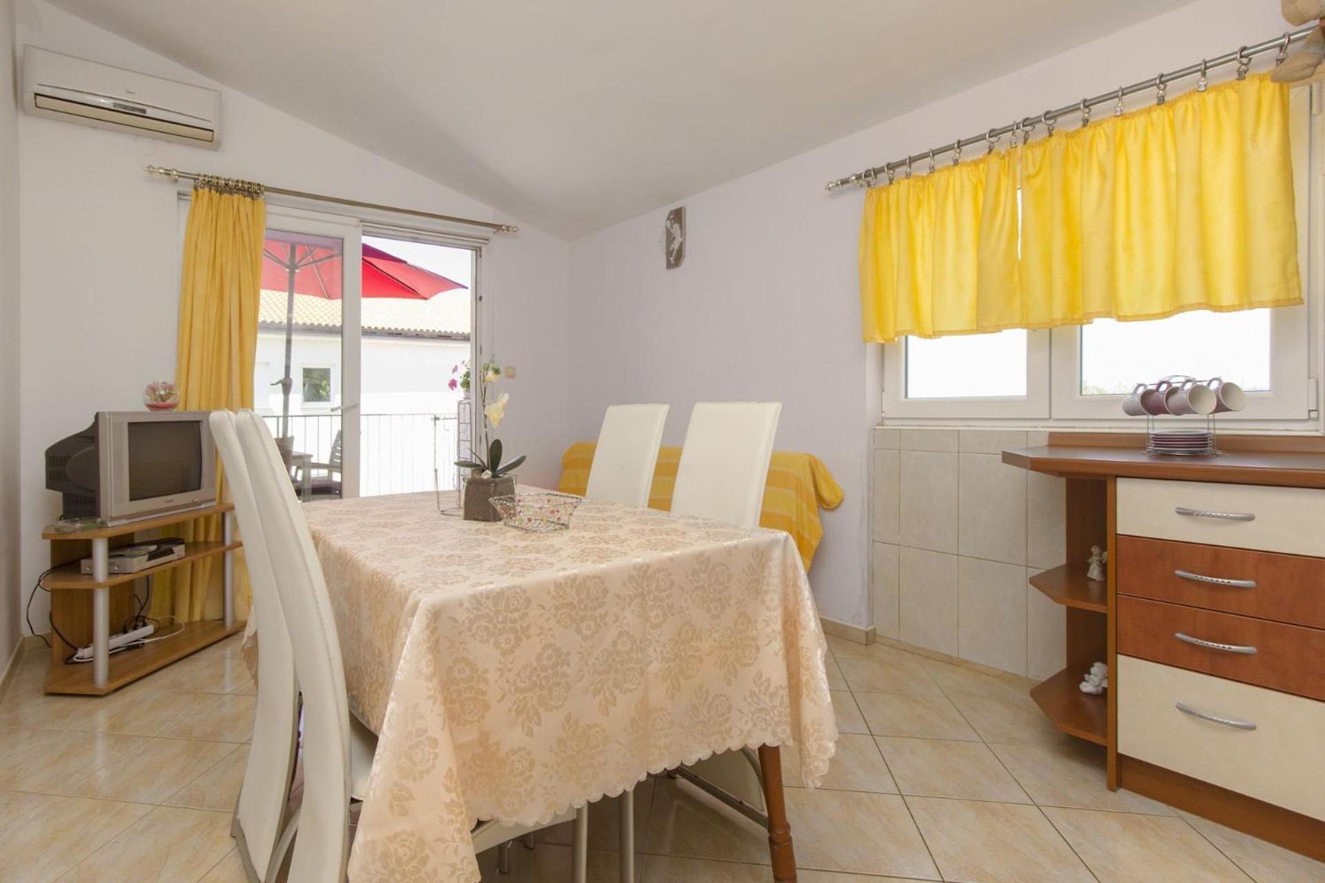 Apartments Vince Primosten Bagian luar foto