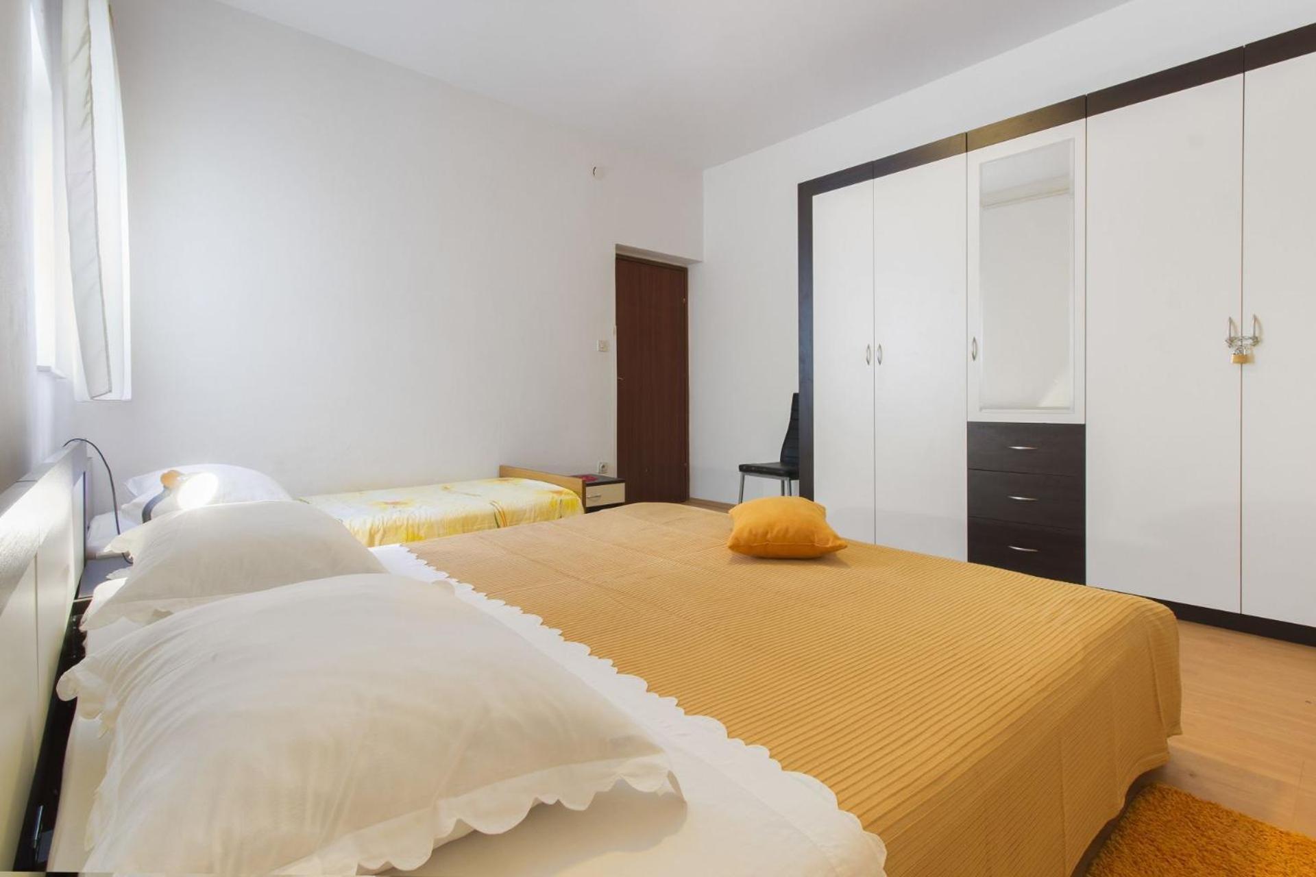 Apartments Vince Primosten Bagian luar foto