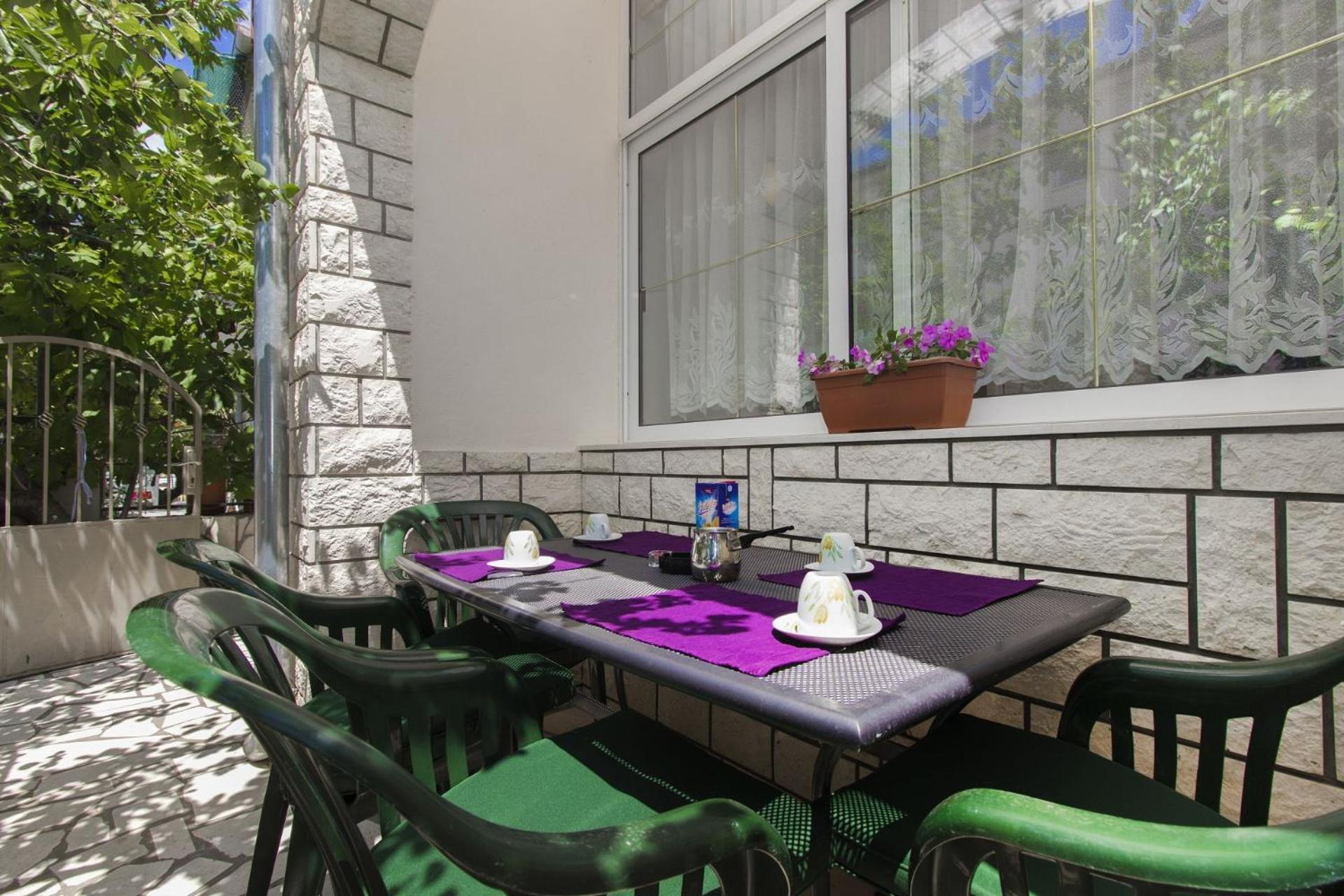 Apartments Vince Primosten Bagian luar foto