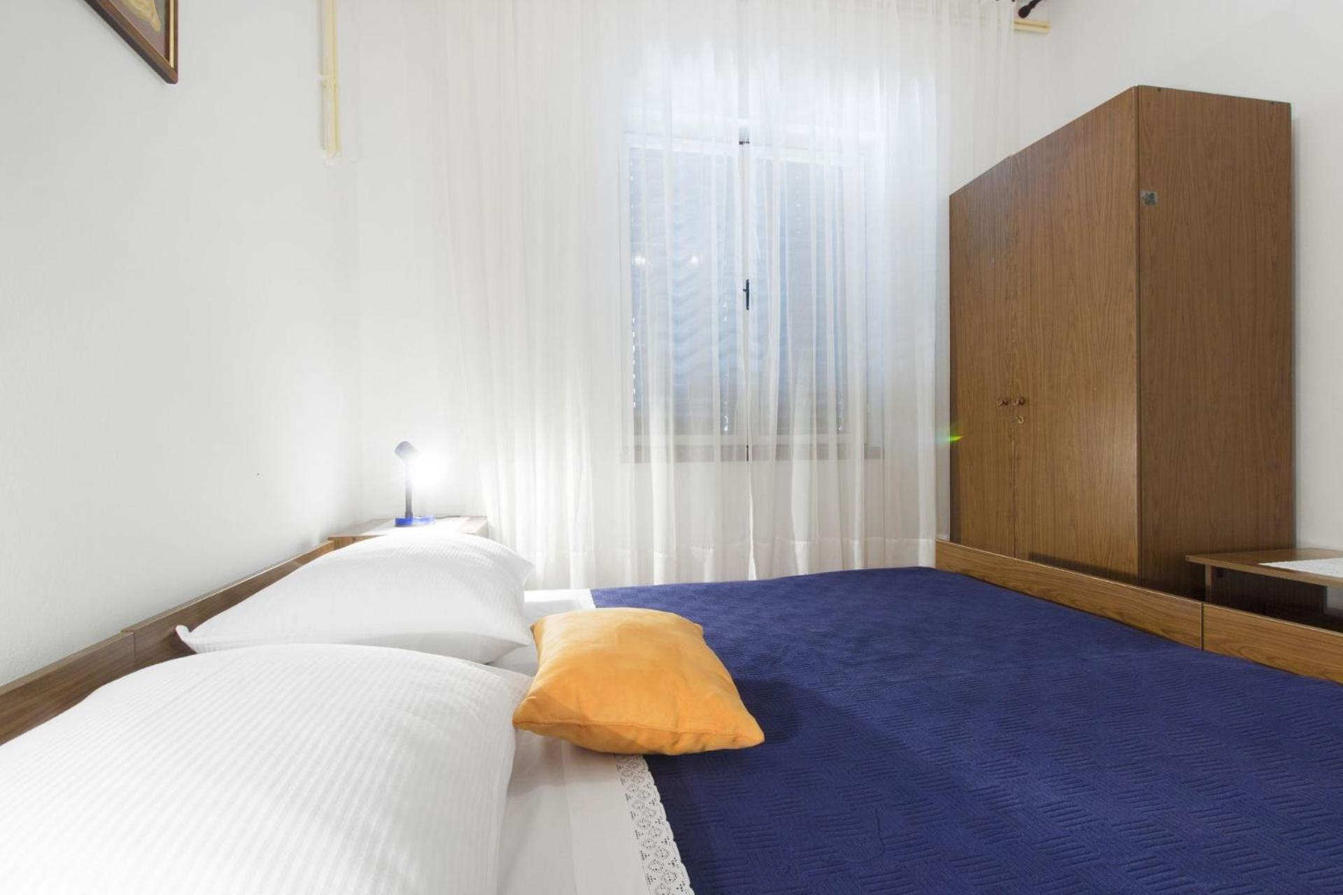 Apartments Vince Primosten Bagian luar foto