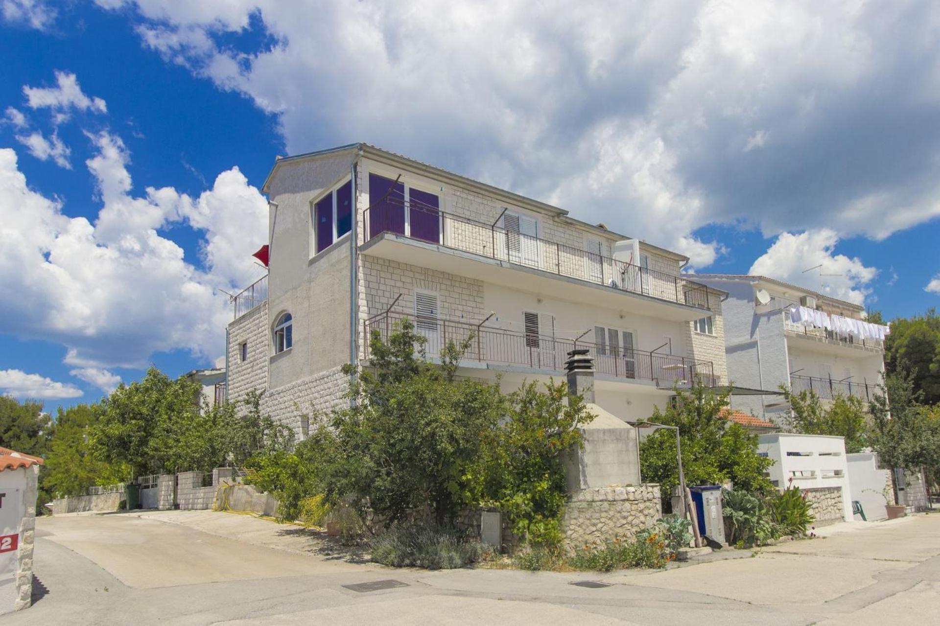 Apartments Vince Primosten Bagian luar foto